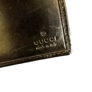 GUCCI Vintage Metal Logo Plate Wallet